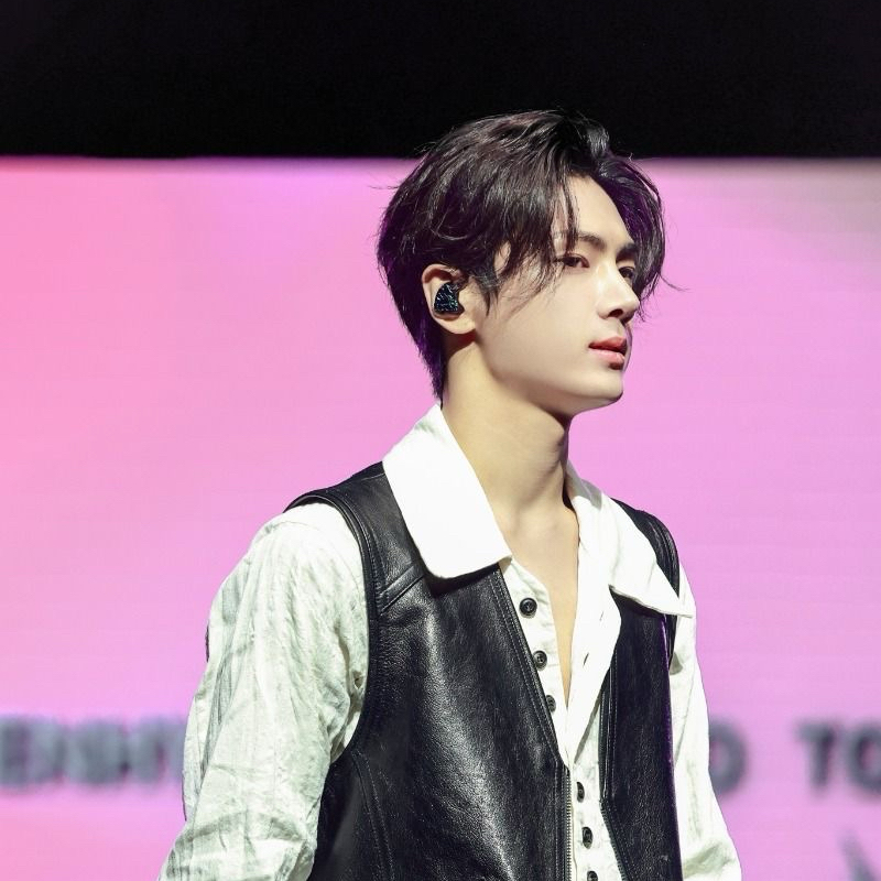 Behind-the-scenes cut of Jay (ENHYPEN)