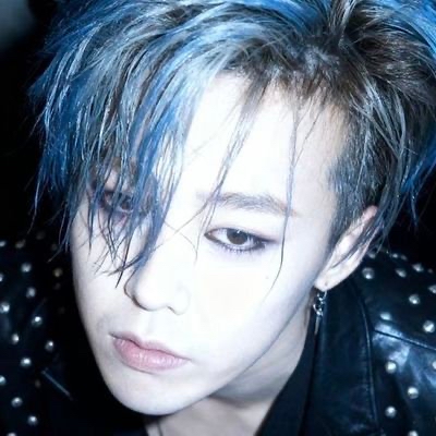 Foto terbaru G-DRAGON (BIGBANG)