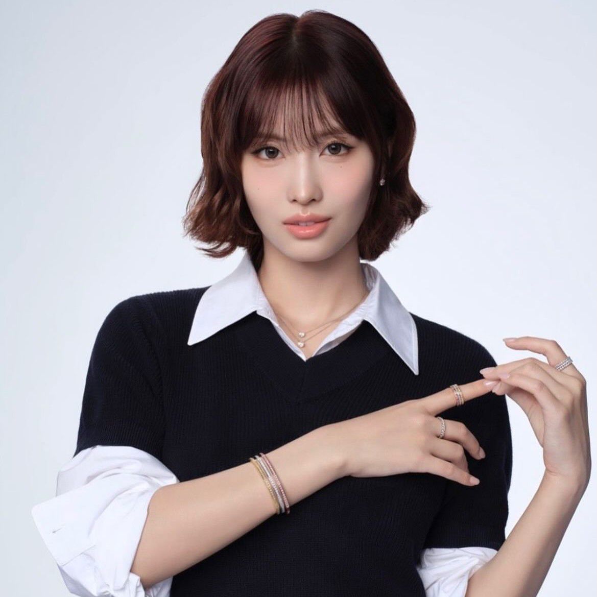 モモ (TWICE)の最新写真