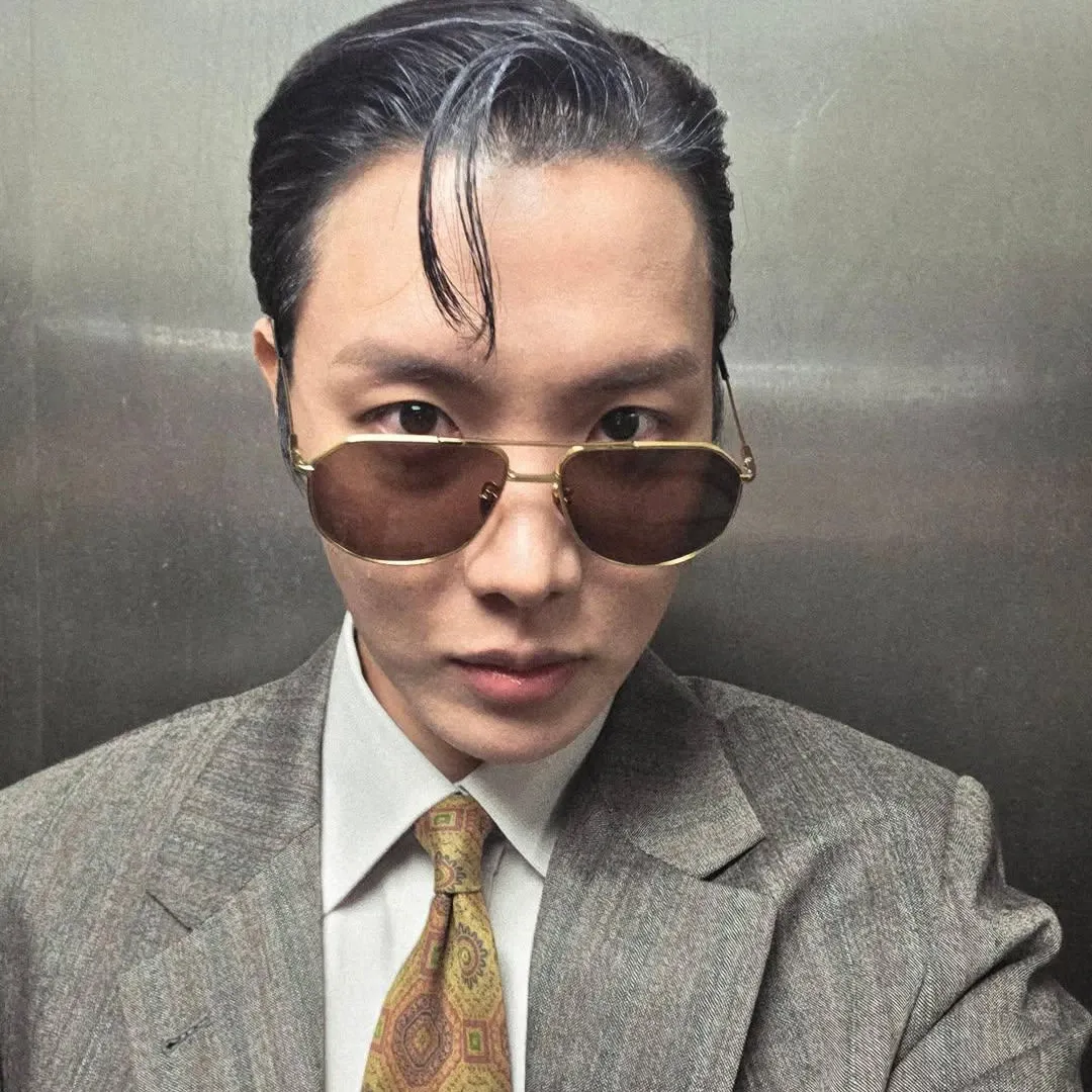 Foto terbaru j-hope (BTS)