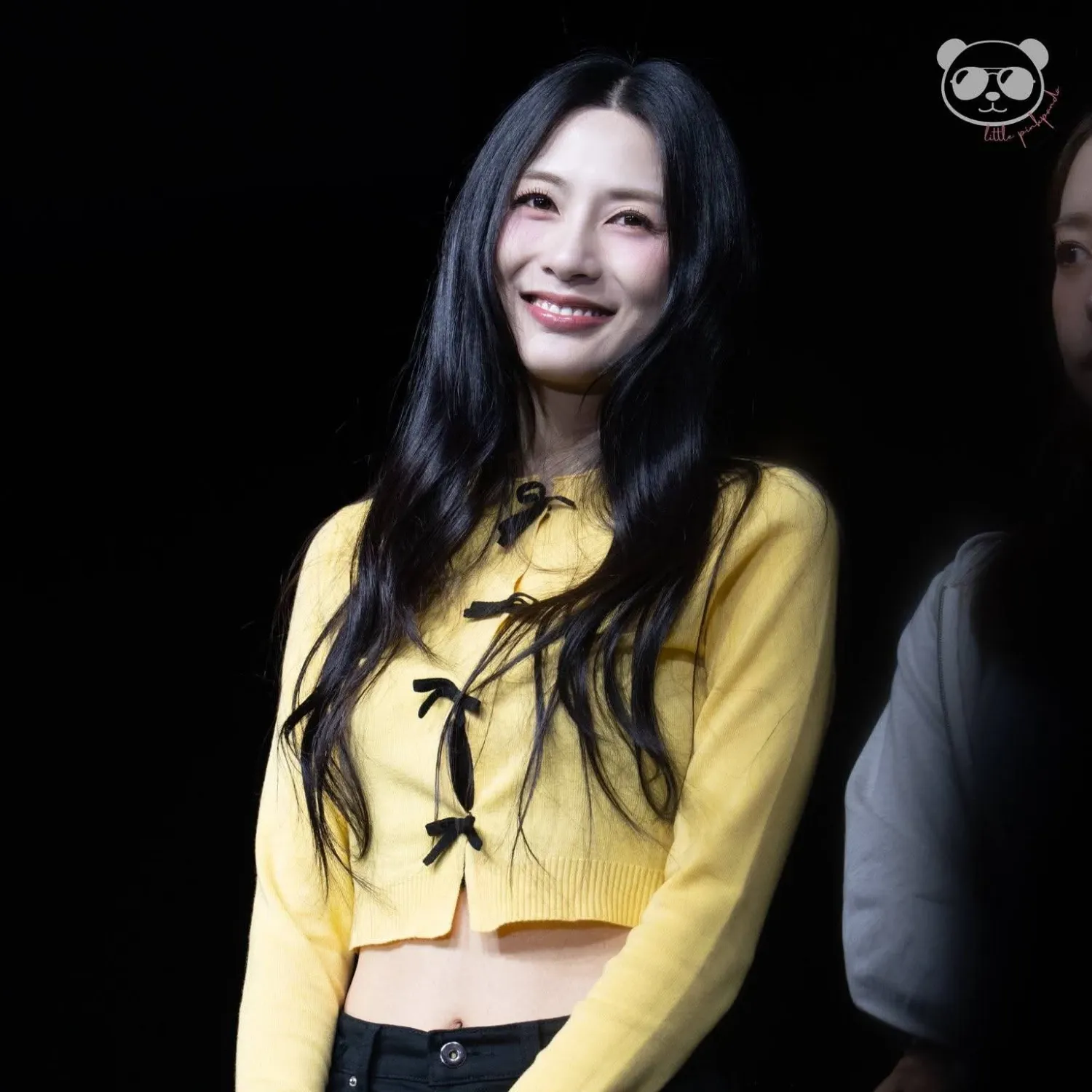 吴夏荣 (Apink)的最新照片