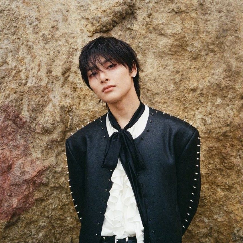 Behind-the-scenes cut of I.N (Stray Kids)