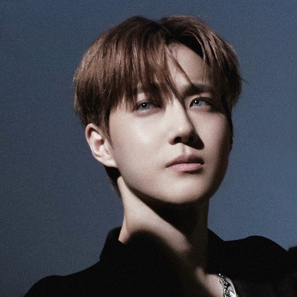 由粉丝团选择的Suho (EXO)最佳时刻