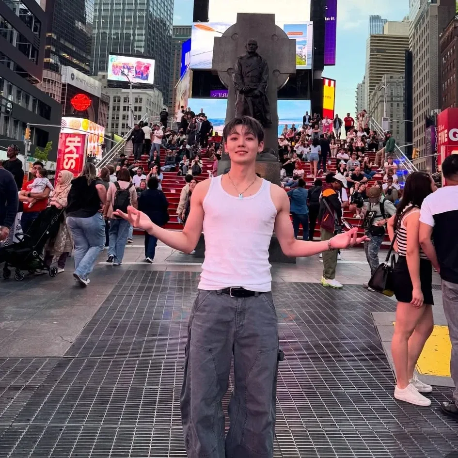 Recent activity shot of Chan (A.C.E)