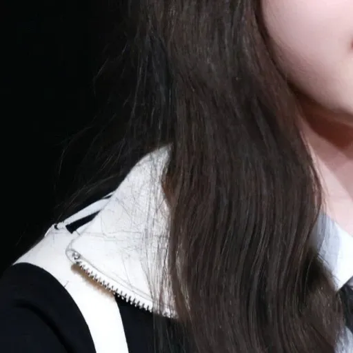 A moment captured by Ye-on (Hearts2Hearts)'s fan