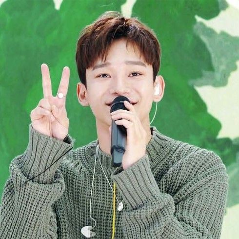Recent activity shot of Chen (EXO)