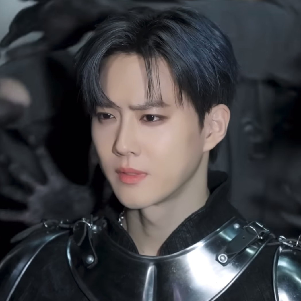 Behind-the-scenes cut of Suho (EXO)