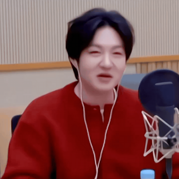 Latest photo of Lee Changsub (BTOB)