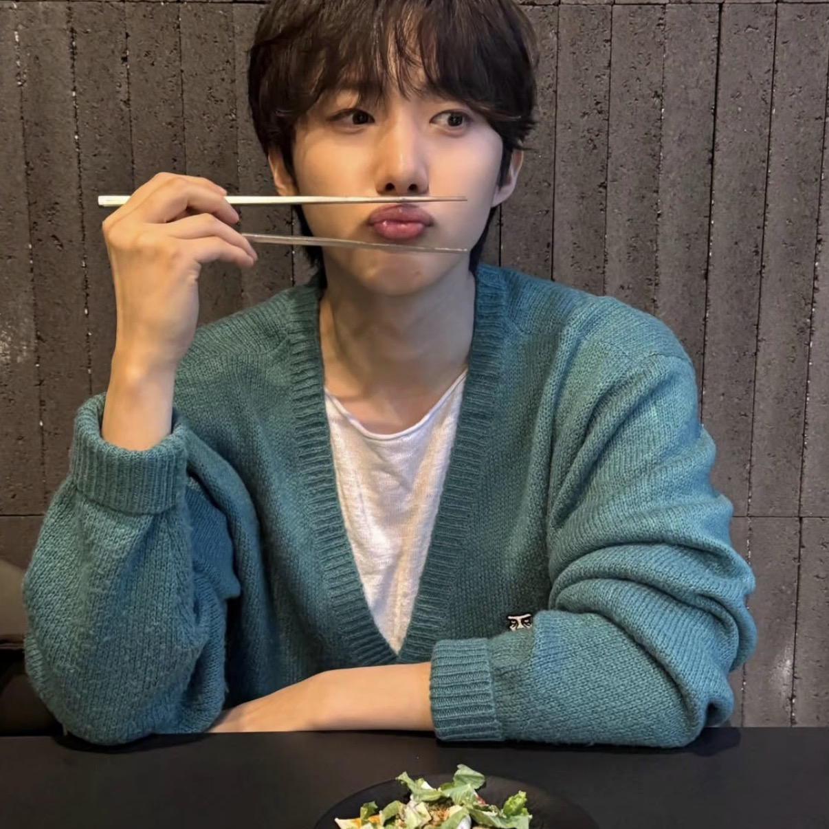 Latest photo of Hui (PENTAGON)