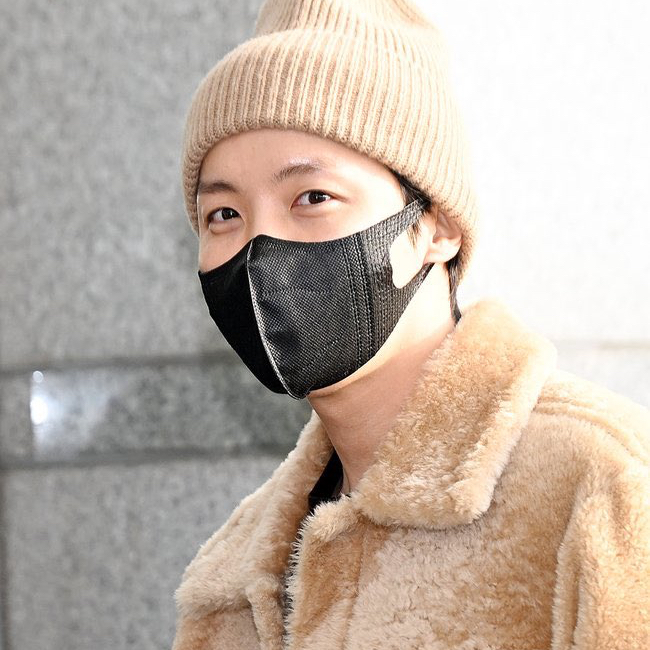 J-hope (防彈少年團)的最新照片