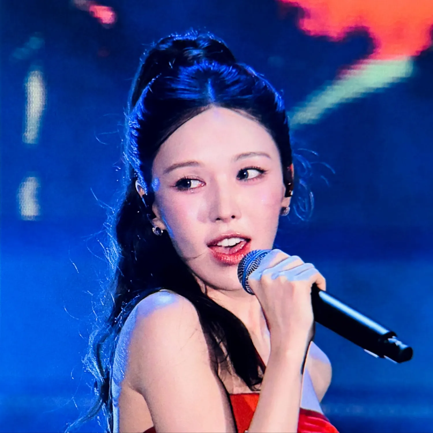 Recent activity shot of Wendy (Red Velvet)
