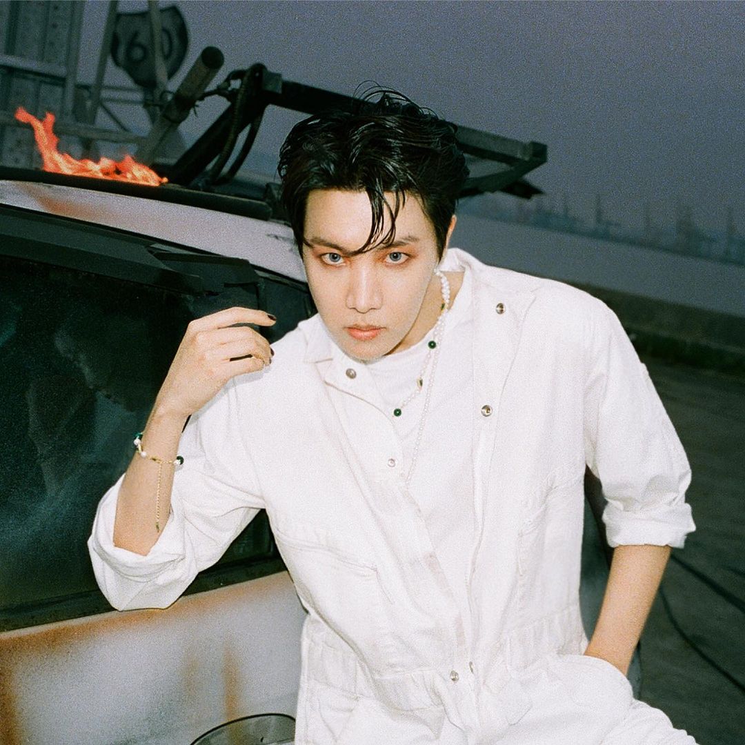 J-hope (防弹少年团)的幕后花絮