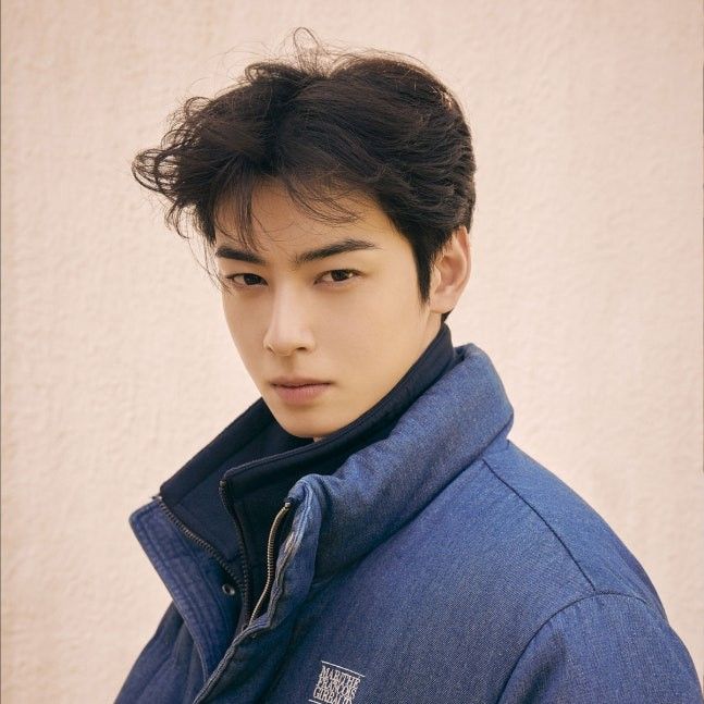 Recent activity shot of Eunwoo (ASTRO)