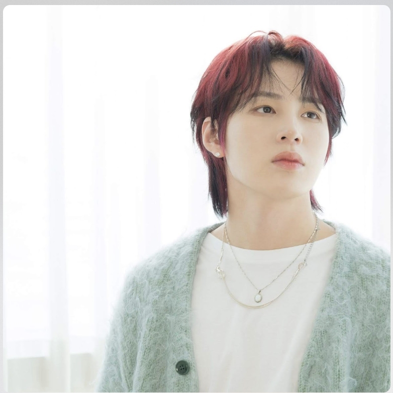 Recent activity shot of Ha Sungwoon