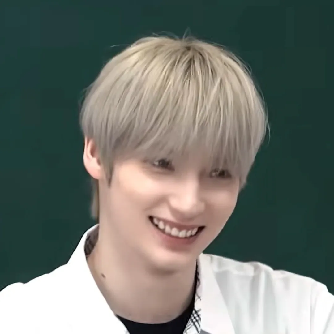 Behind-the-scenes cut of HueningKai (TOMORROW X TOGETHER)