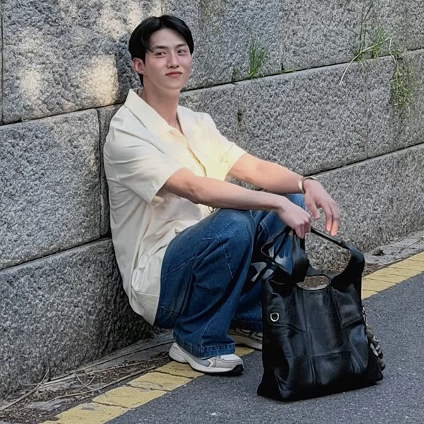 Shining profile picture of Yeoone (PENTAGON) on today's Choeaedol