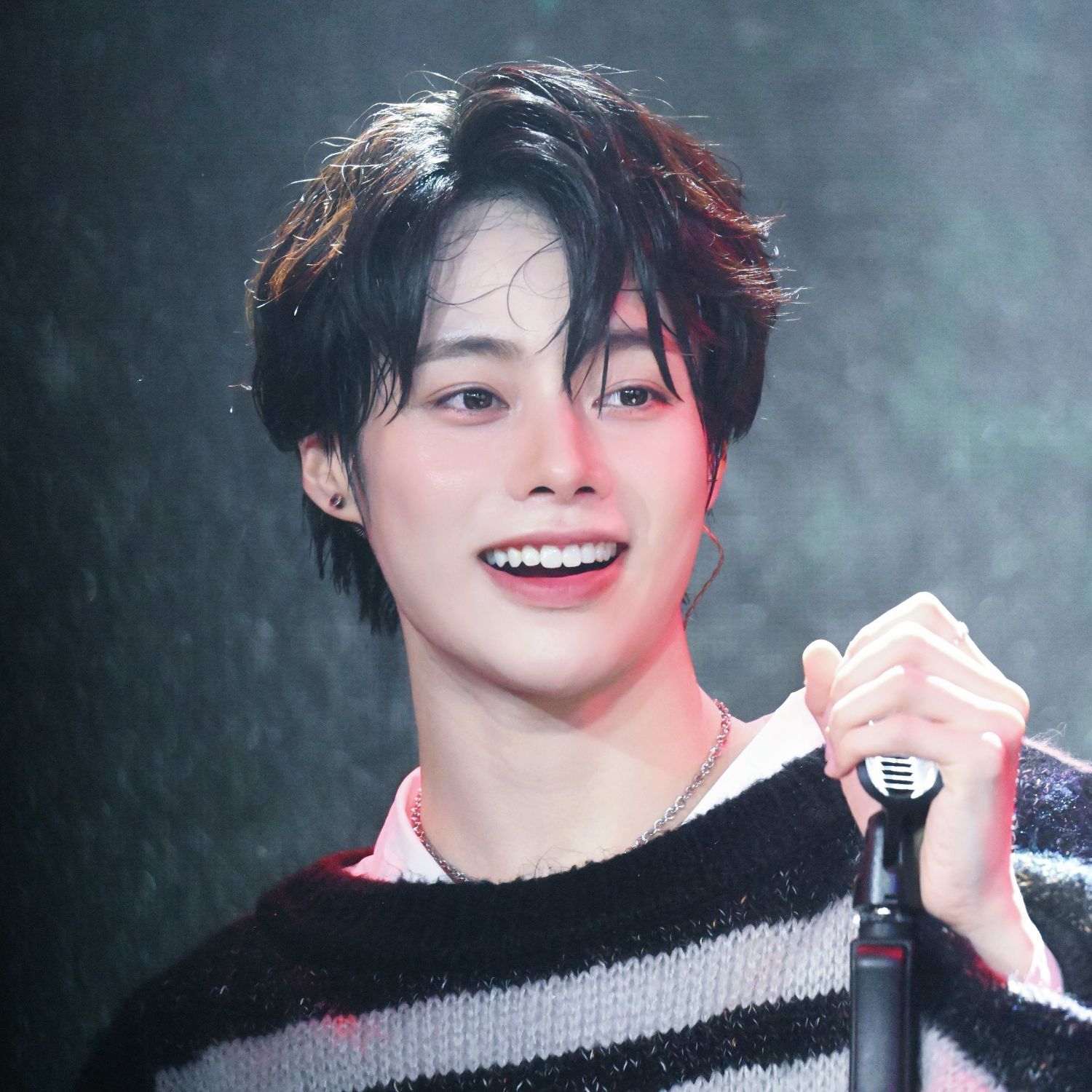 A moment captured by Hanbin (TEMPEST)'s fan