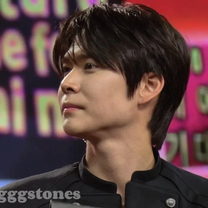 Recent activity shot of Eunseok (RIIZE)