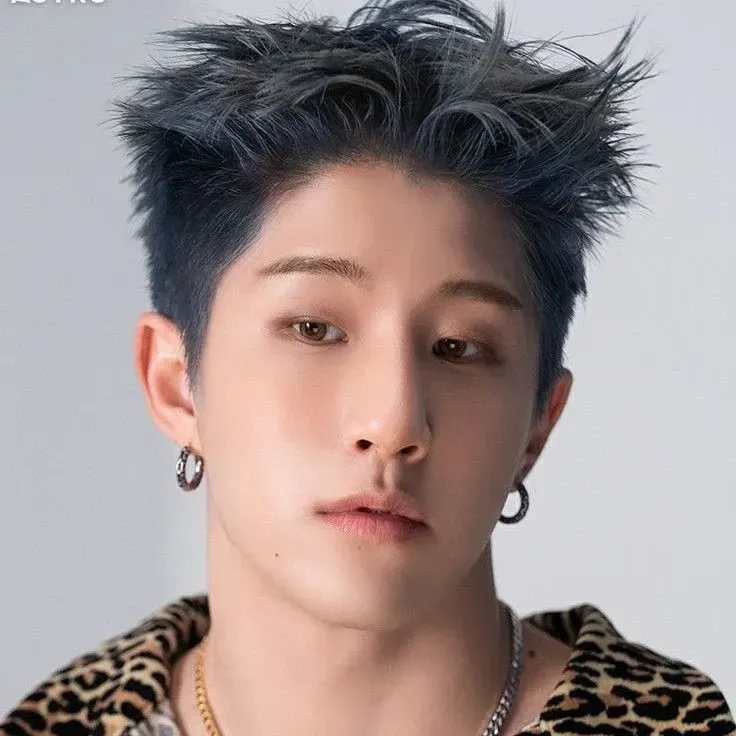 Jinjin (ASTRO)的最新照片