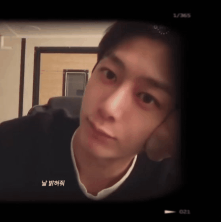 亨元 (MONSTA X)粉絲拍下的瞬間