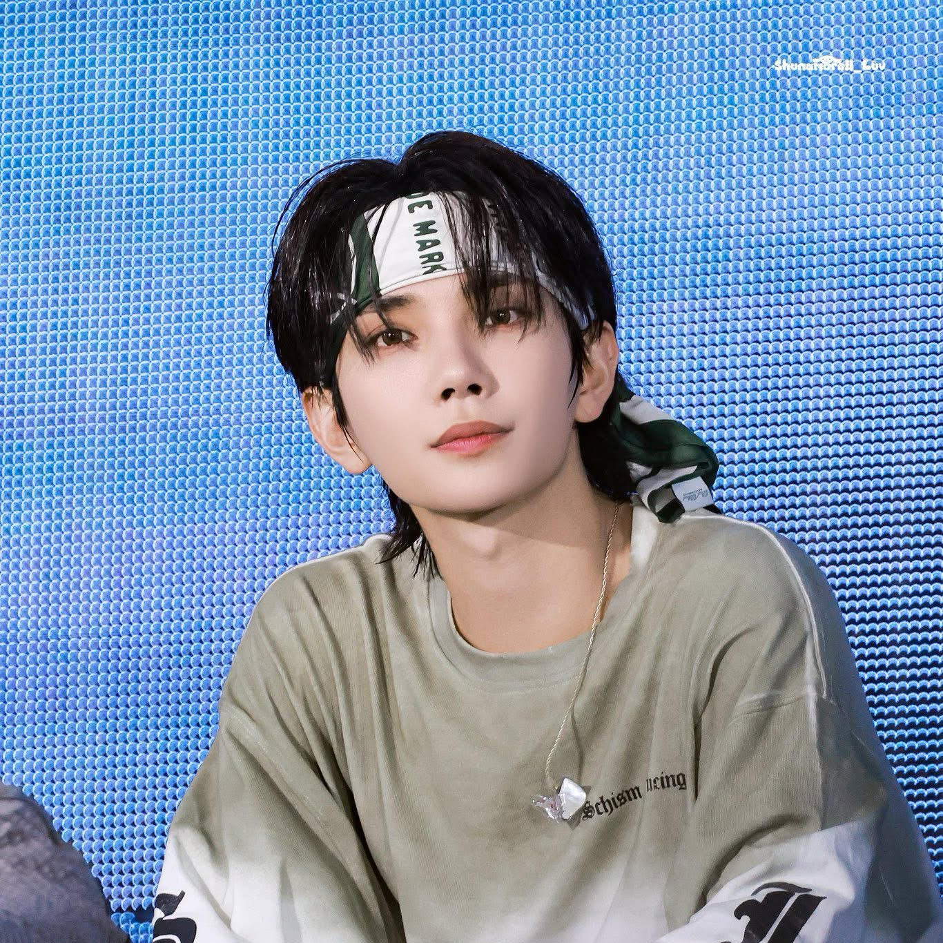 Latest photo of Joshua (SEVENTEEN)