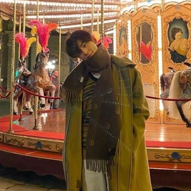 A moment captured by Eunwoo (ASTRO)'s fan