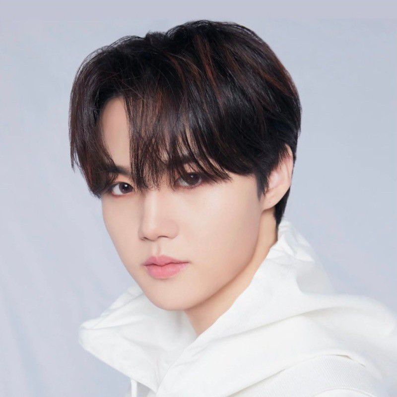 A moment captured by Doyoung (TREASURE)'s fan