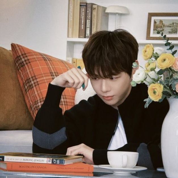 Latest photo of Kang Daniel