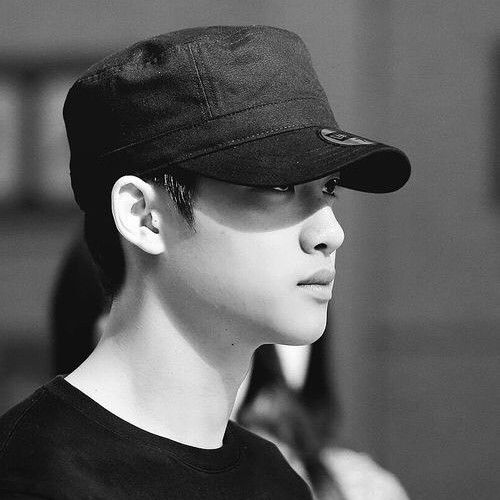 Behind-the-scenes cut of D.O. (EXO)