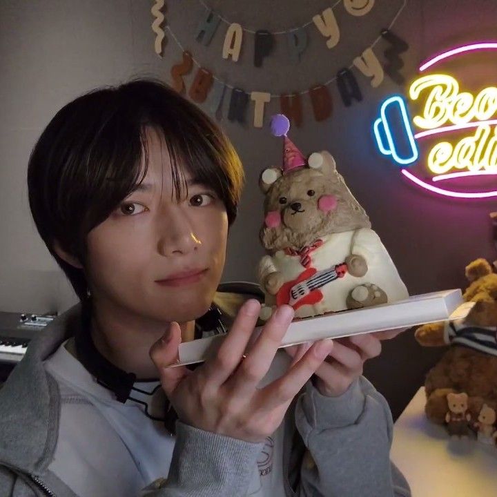 A moment captured by Beomgyu (TOMORROW X TOGETHER)'s fan