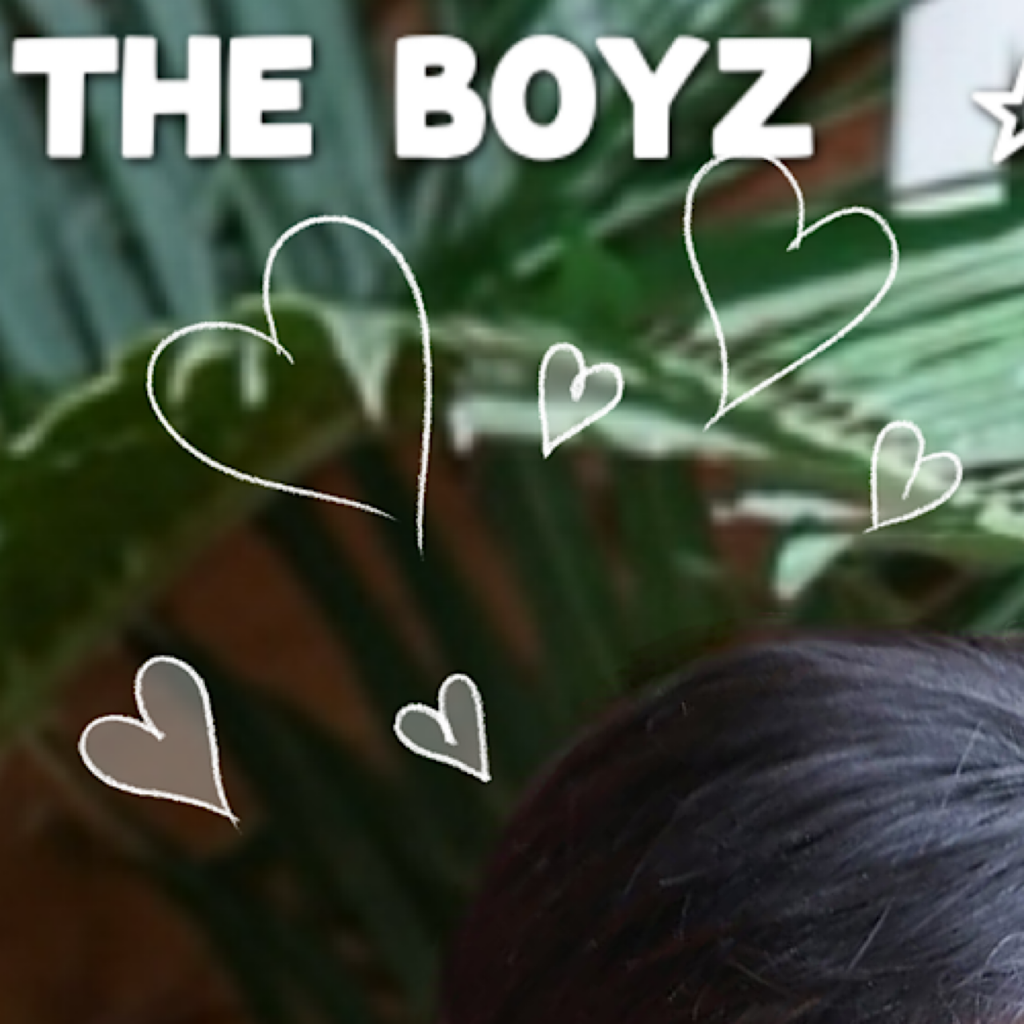 Recent activity shot of Hyunjae (THE BOYZ)