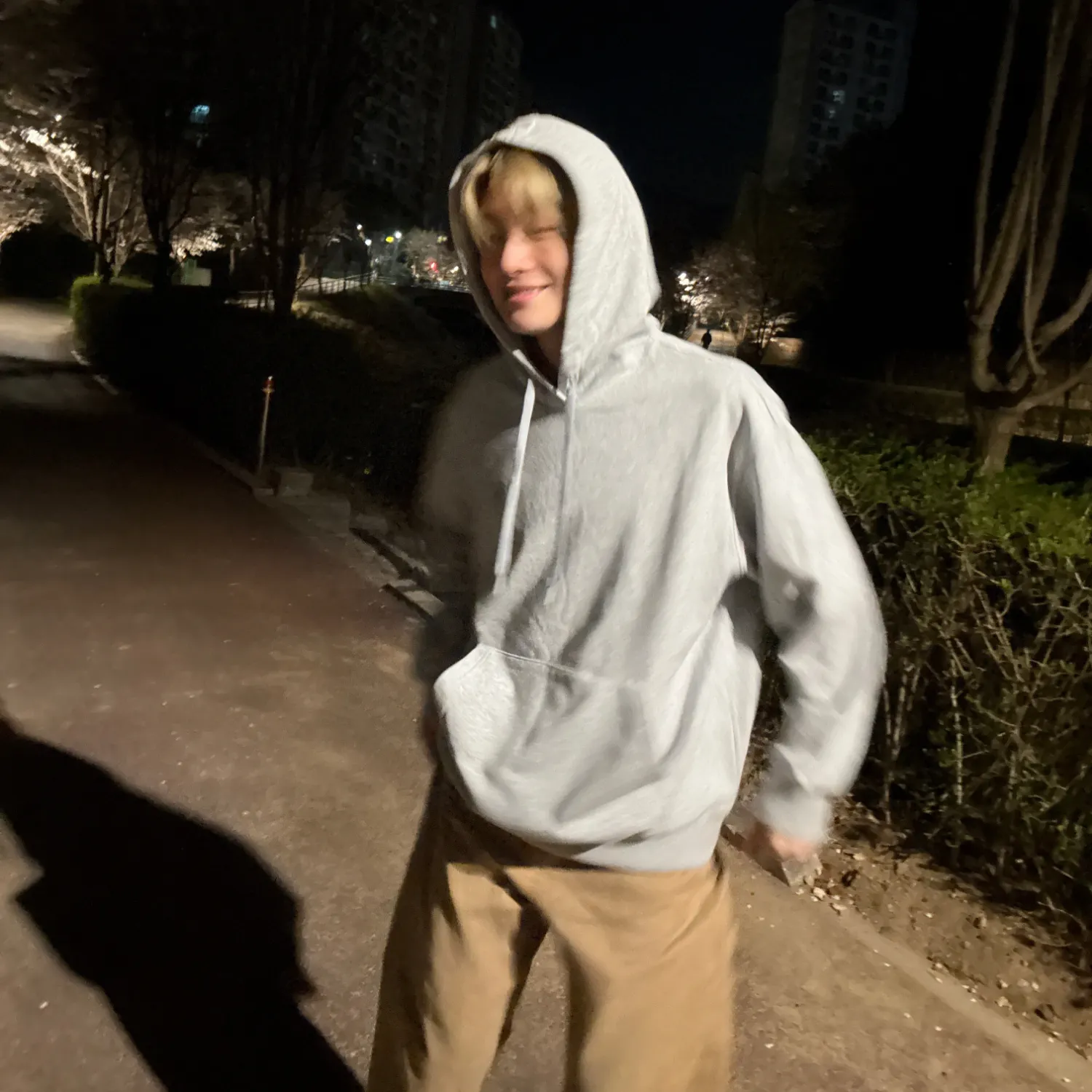 Behind-the-scenes cut of TWS