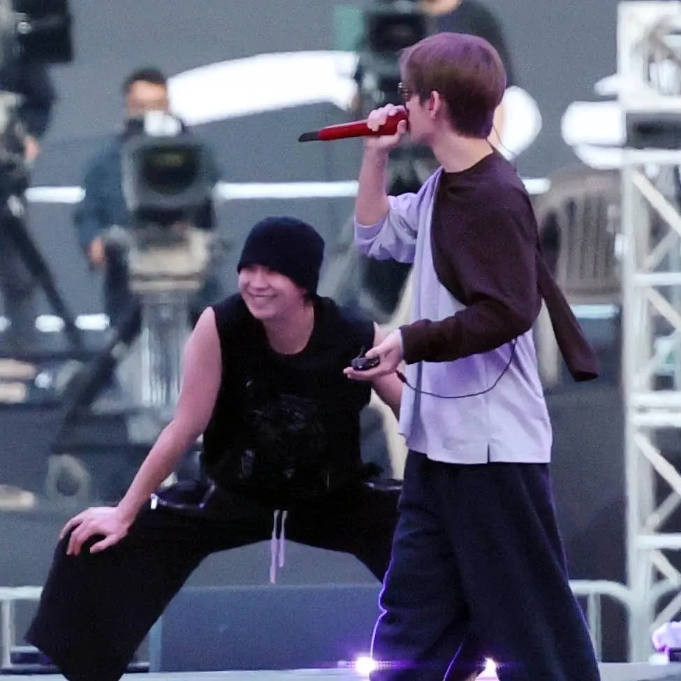 Momen yang diabadikan oleh penggemar BTS