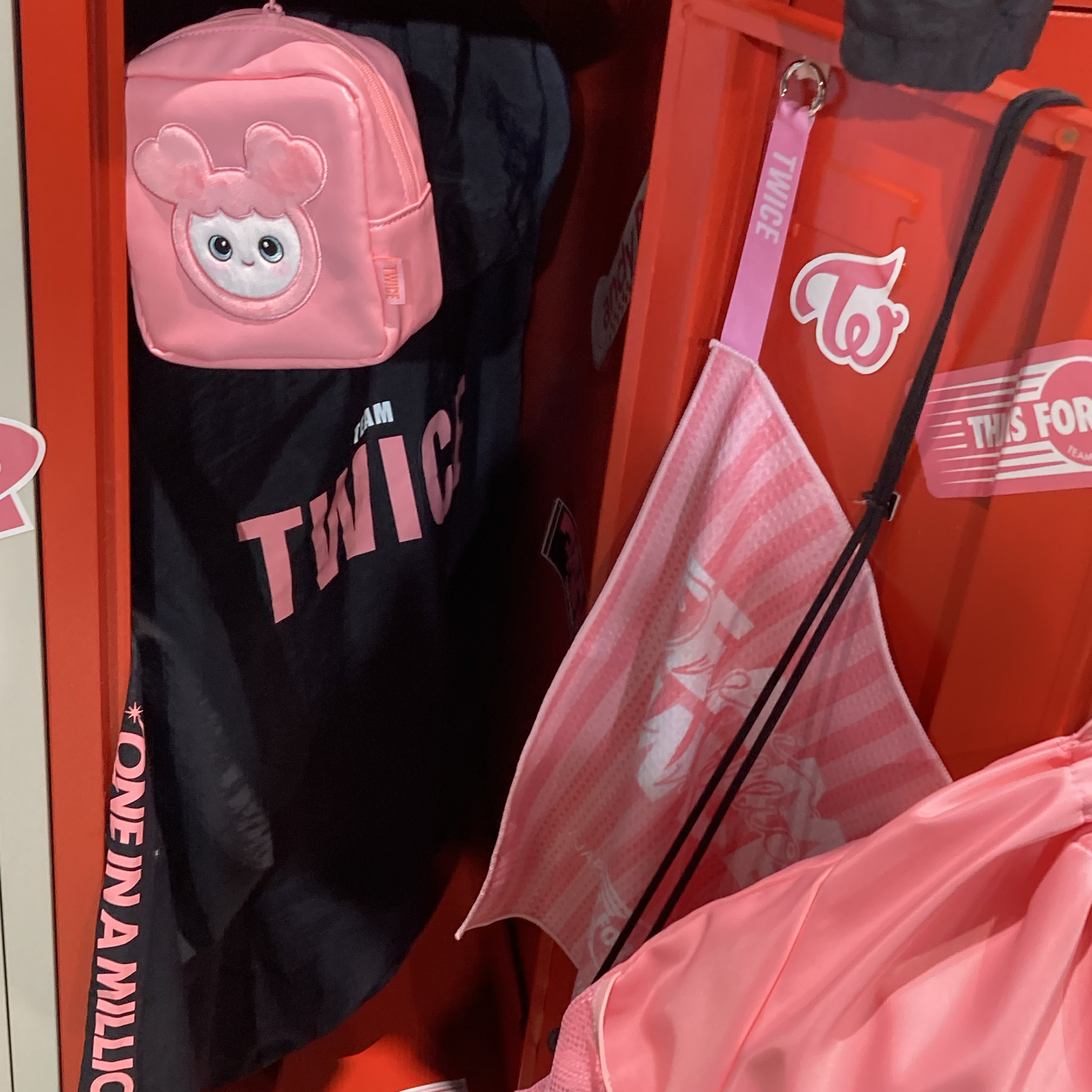 Momo (TWICE)的最新照片