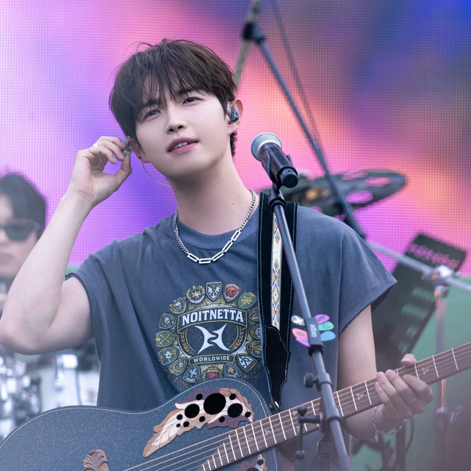 Potret di balik layar Kim Jaehwan