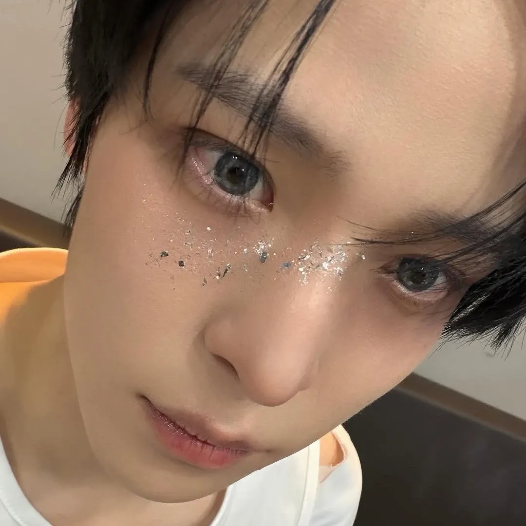 ATEEZの舞台裏ショット