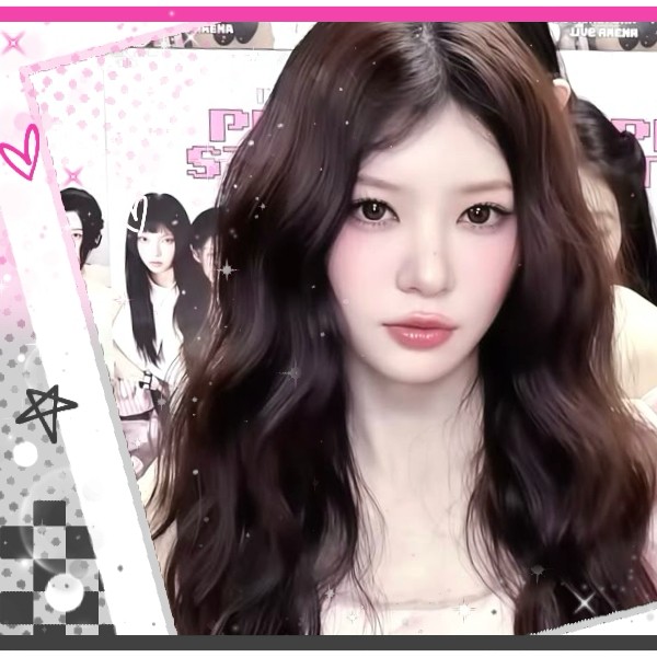 Shining profile picture of Moka (ILLIT) on today's Choeaedol
