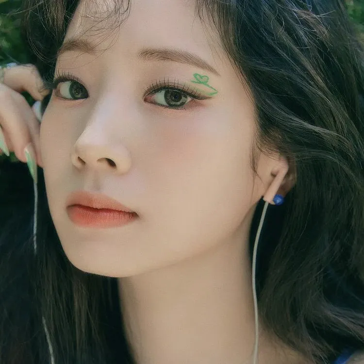 多賢 (TWICE)的最新照片
