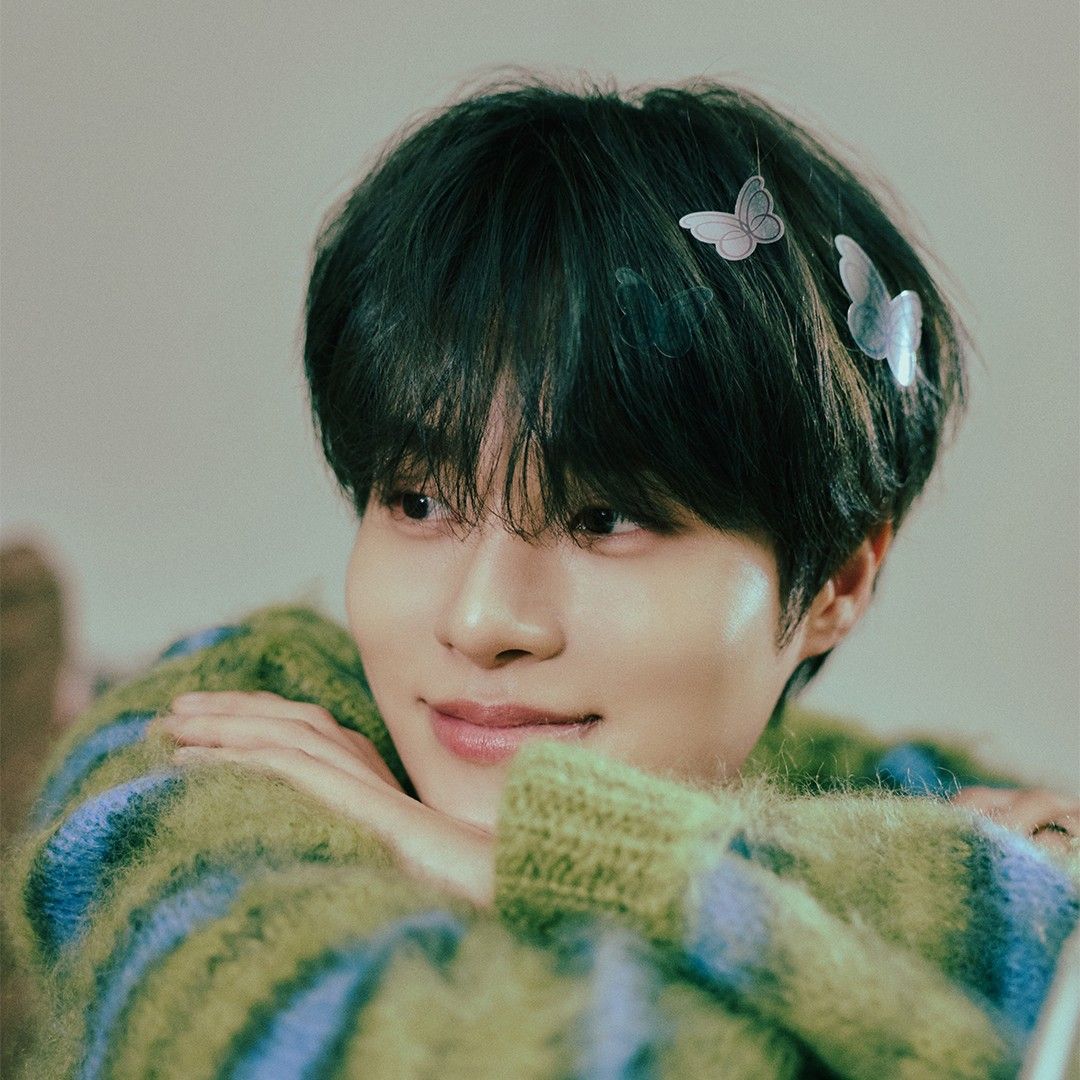Behind-the-scenes cut of Lee Daehwi (AB6IX)