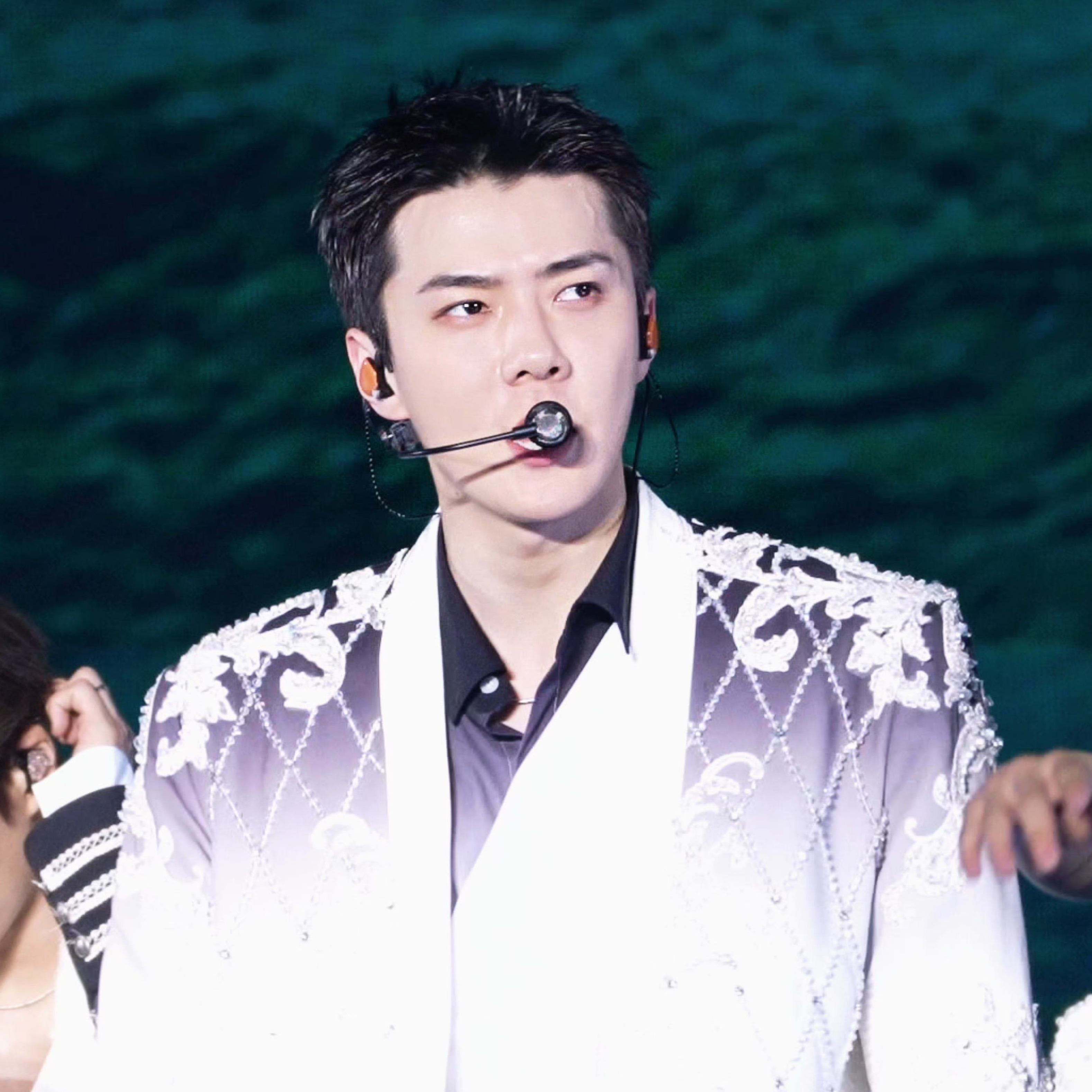세훈 (EXO)의 최신 사진
