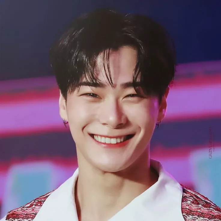 Behind-the-scenes cut of Moonbin (ASTRO)