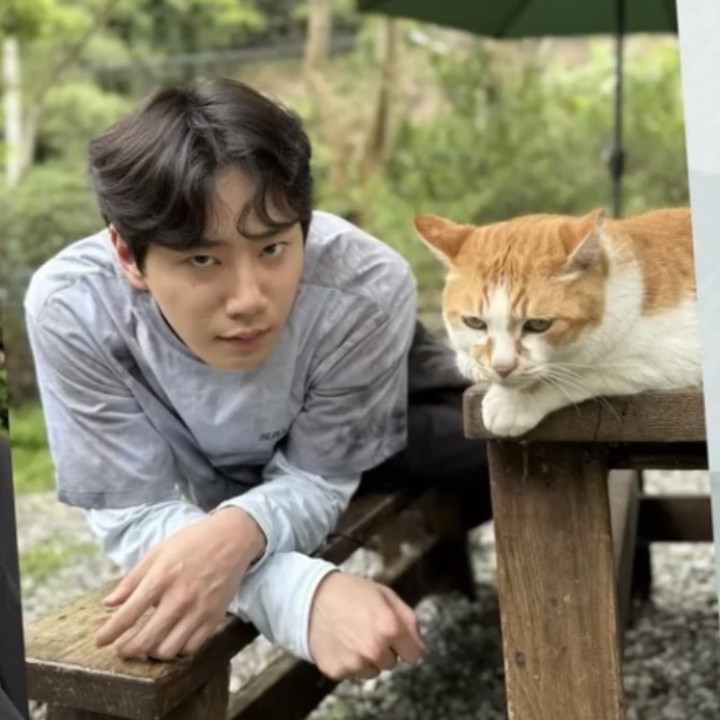 Recent activity shot of Lee Junyoung