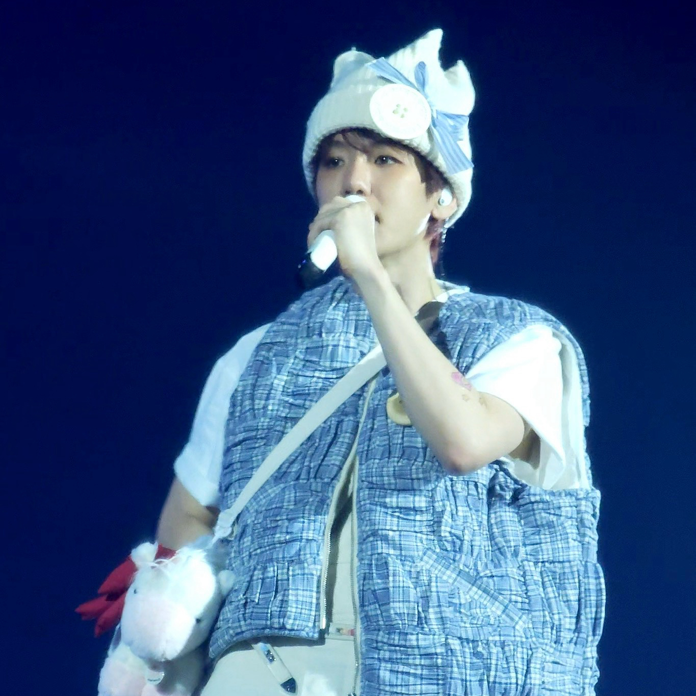 Recent activity shot of Baekhyun (EXO)