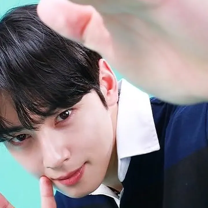 A moment captured by Eunwoo (ASTRO)'s fan