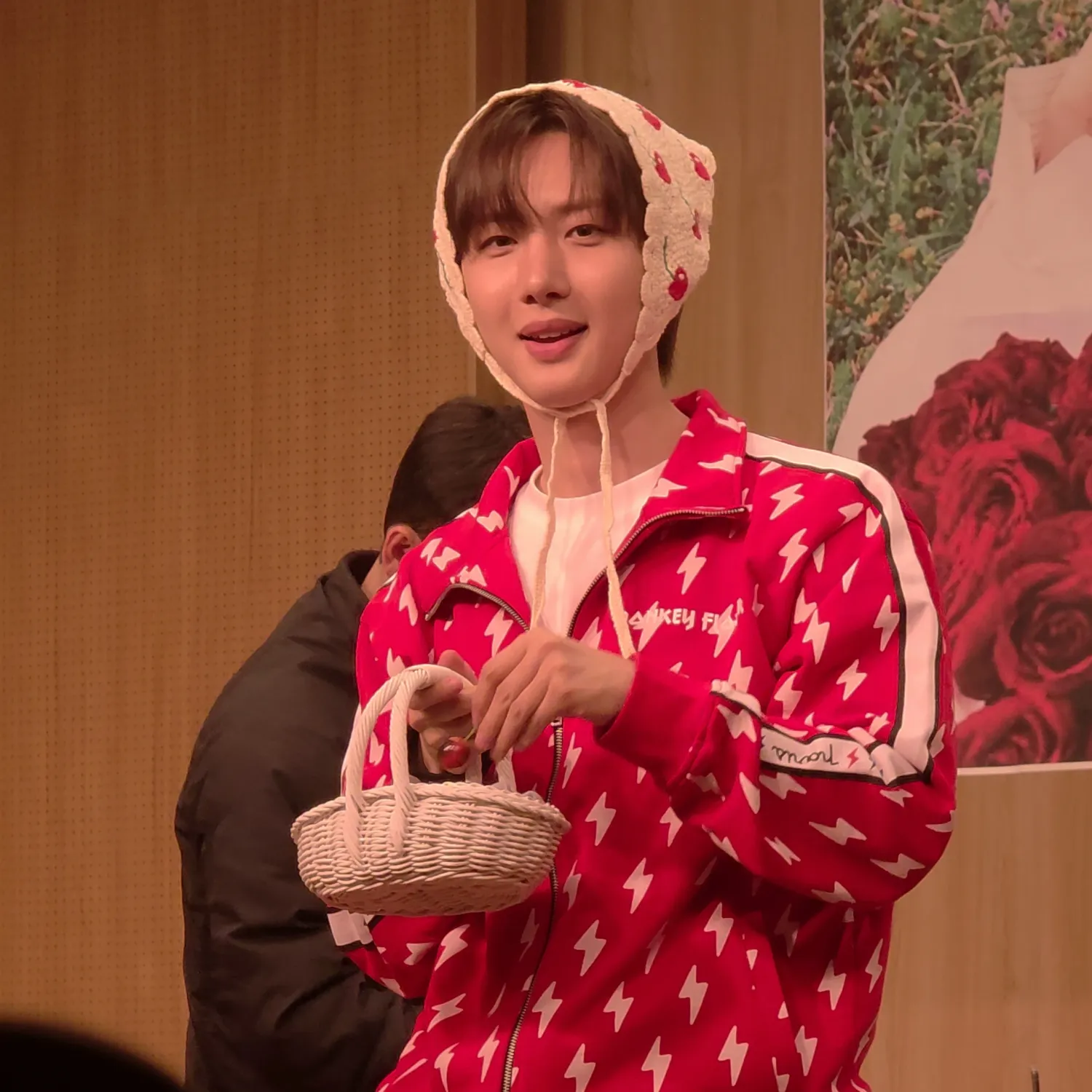 Latest photo of Hui (PENTAGON)