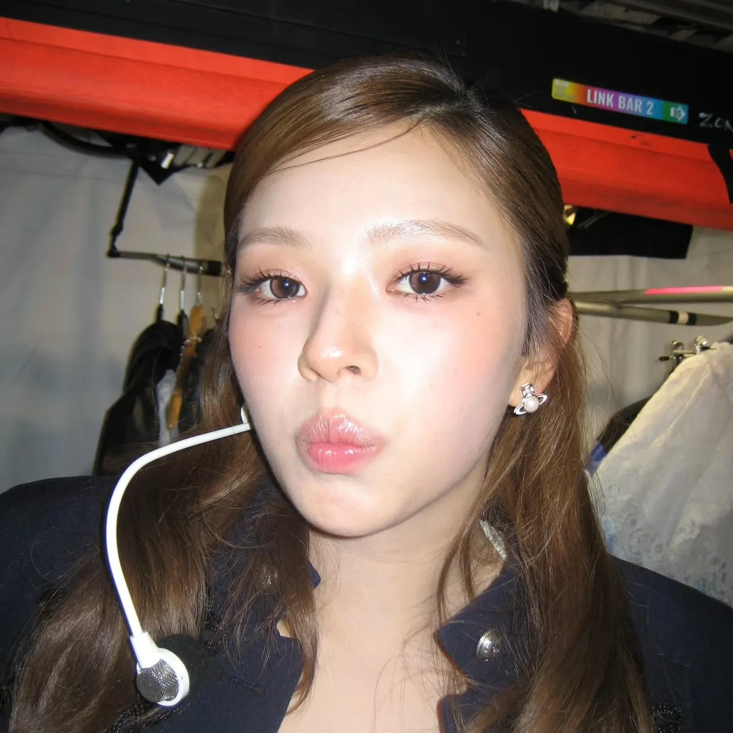 Behind-the-scenes cut of Jeongyeon (TWICE)