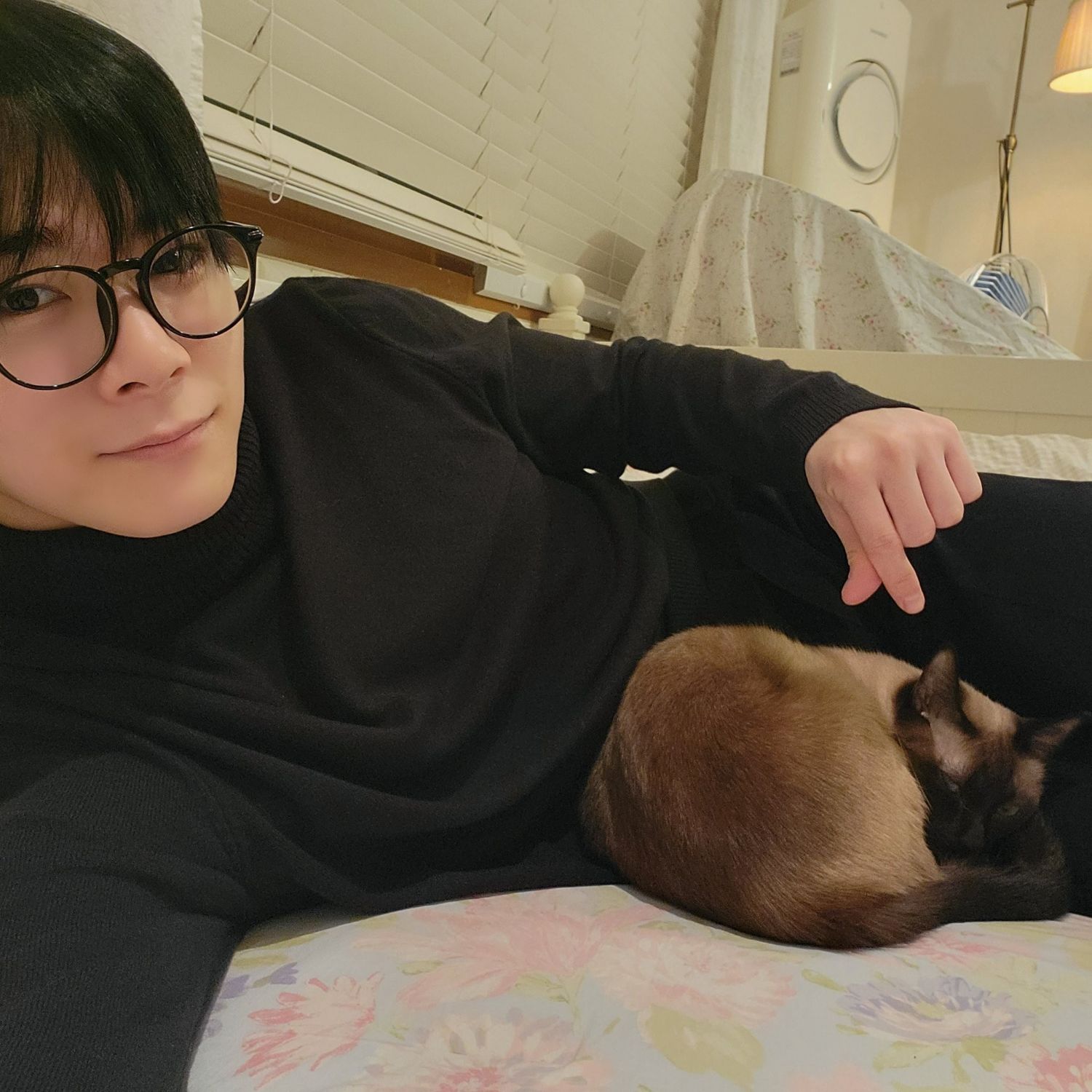 Latest photo of Moonbin (ASTRO)