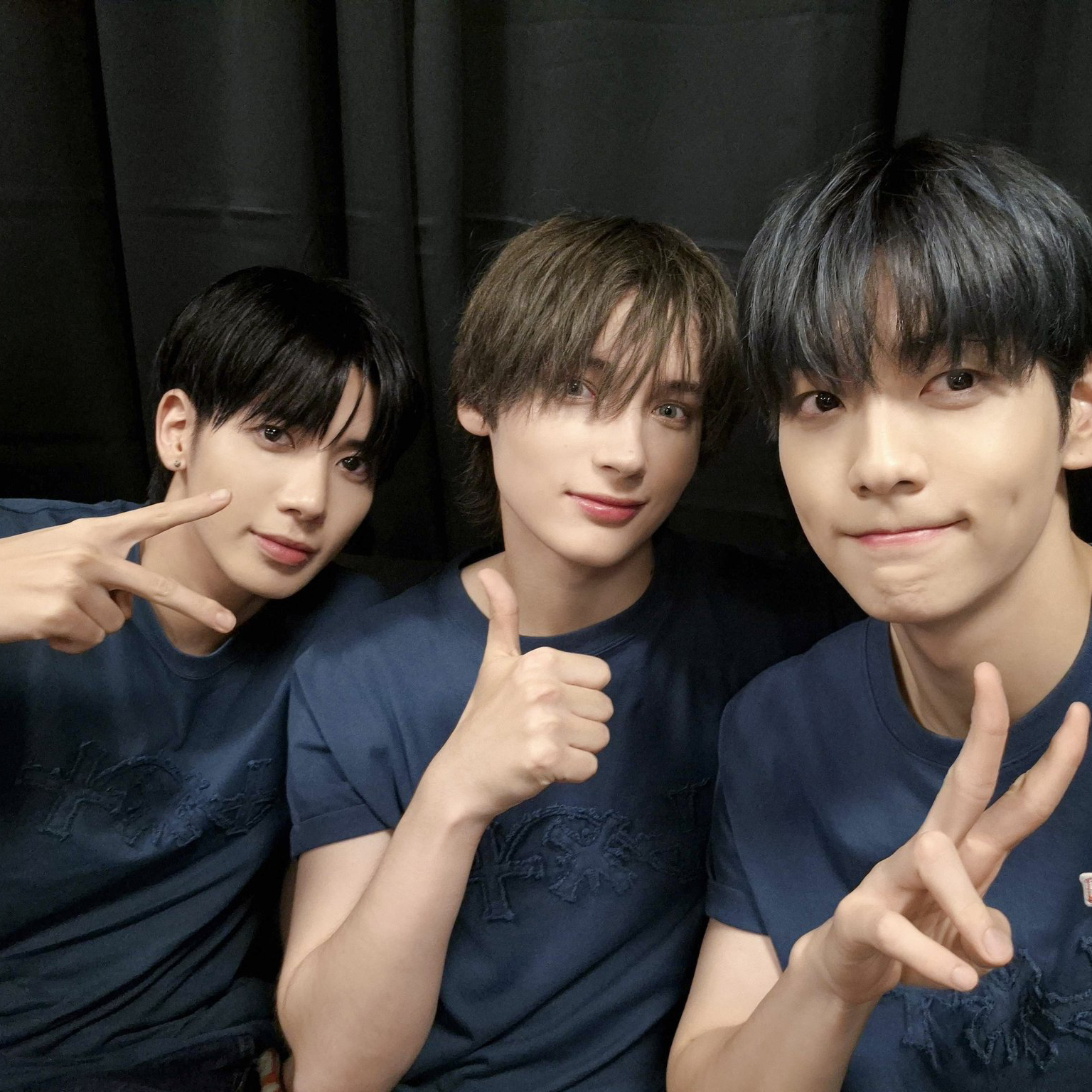 투모로우바이투게더 최근 활동샷