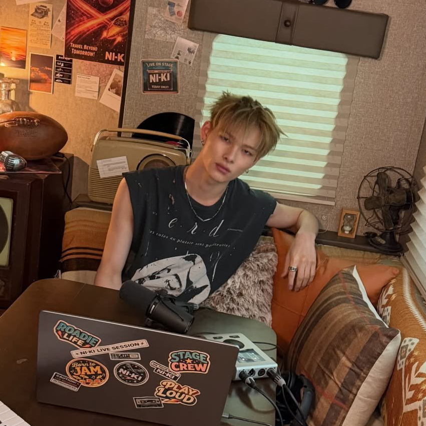 Momen yang diabadikan oleh penggemar NI-KI (ENHYPEN)