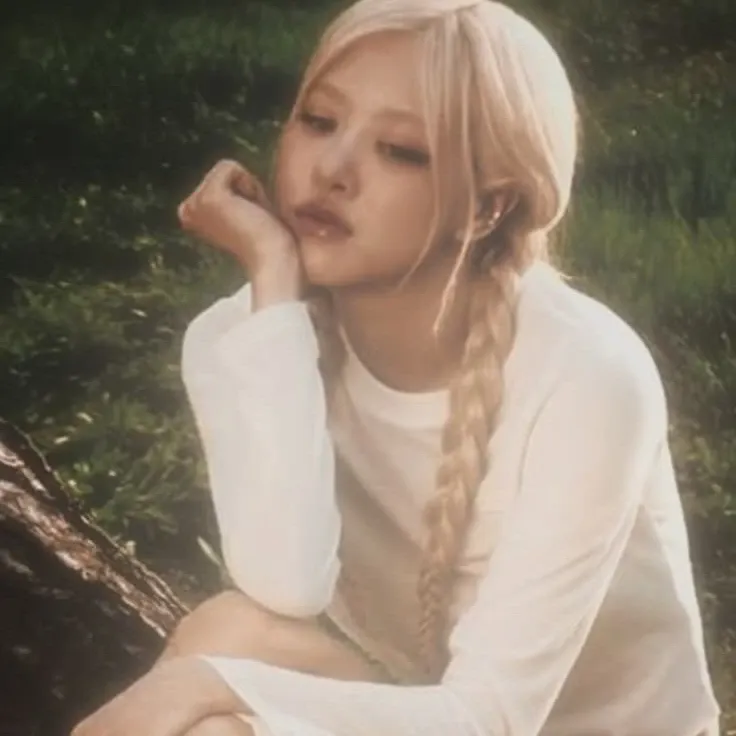 로제 (BLACKPINK)의 비하인드 컷